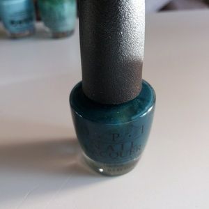 Opi CIA Color is Awesome